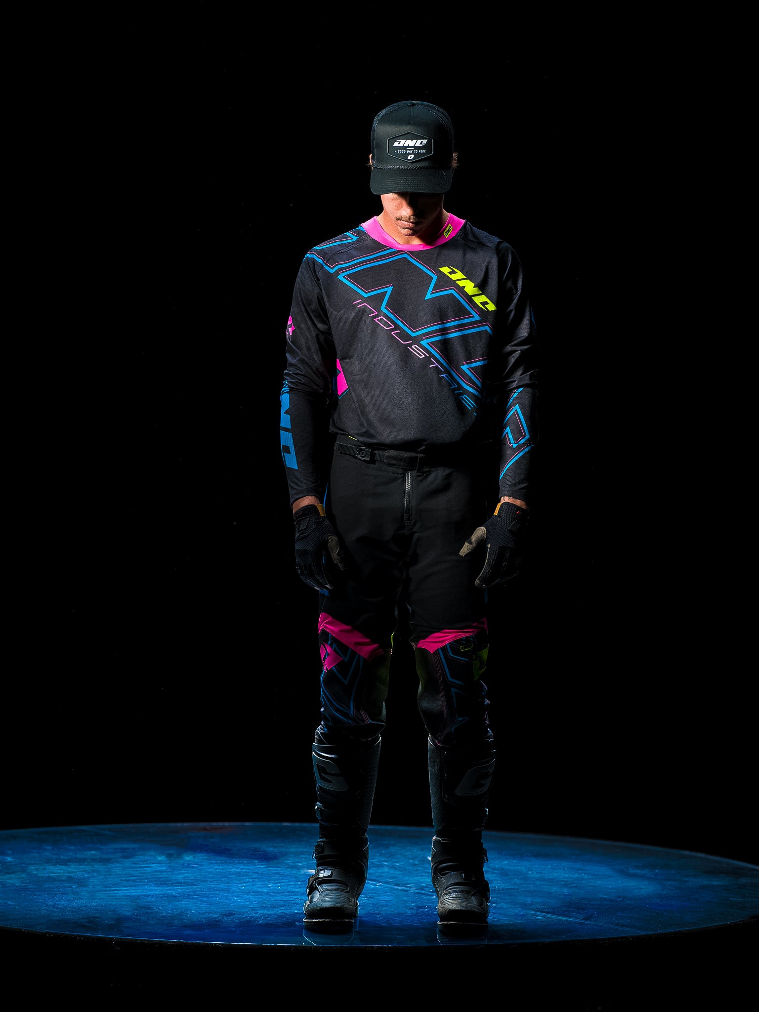 X-297 Pant - CROSS NEON – ONEIND RIDER SUPPORT